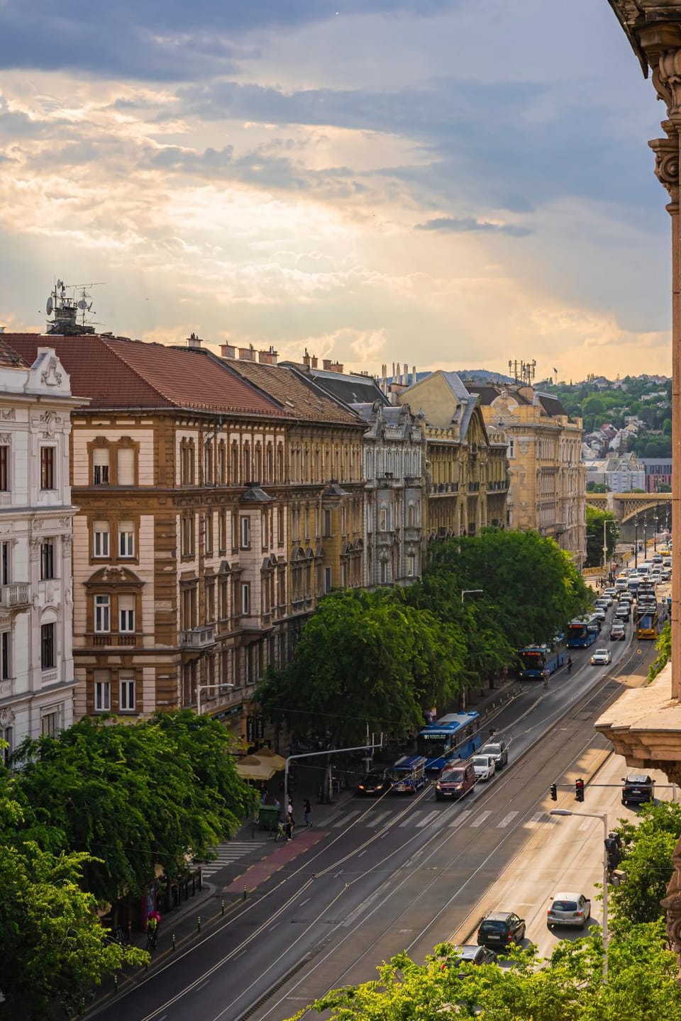 Neighbourhood, City view, Street view, Location