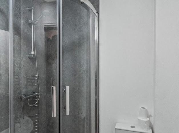 Glorious 2 - bed Flat with Free Parking Apartment in Birmingham