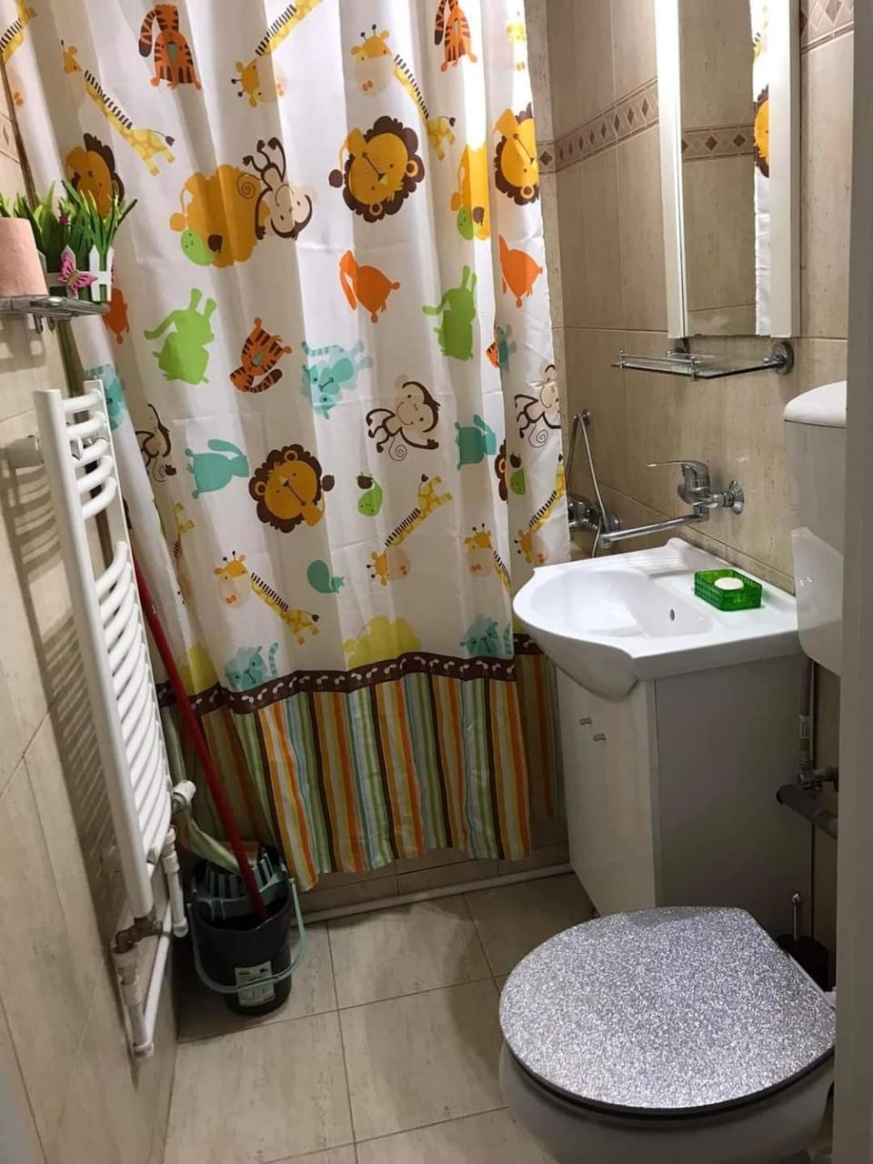 Shower, Toilet, Bathroom