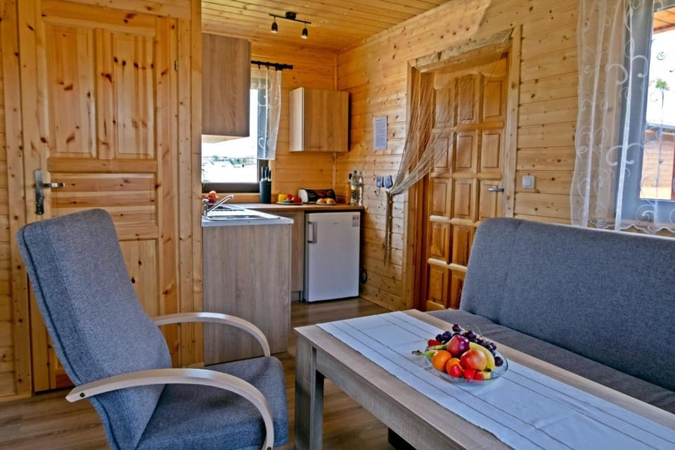 Kitchen or kitchenette, Living room, Seating area