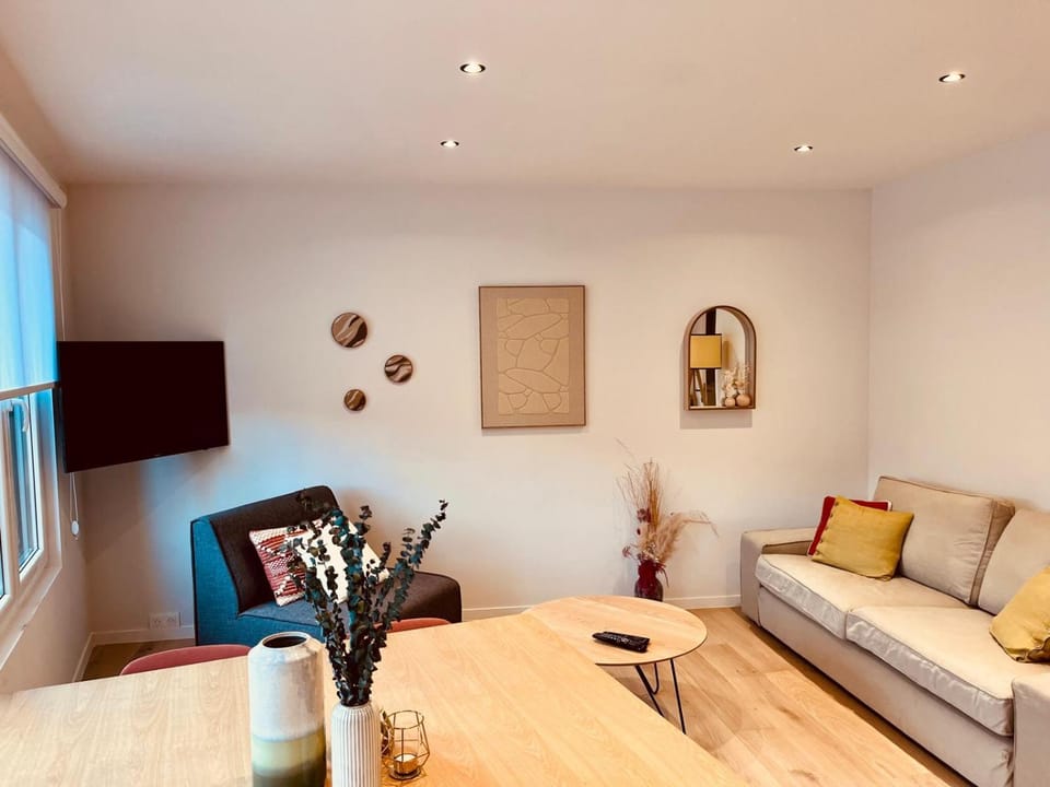 Cosy Of John Cockerill Apartment in Liège