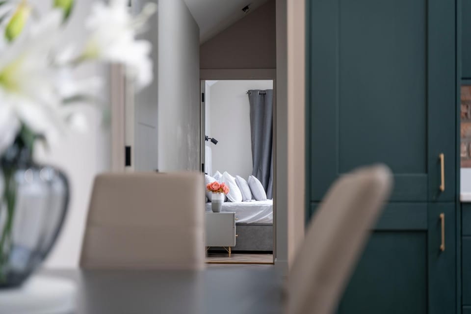 Bed, Living room, Seating area, Bedroom