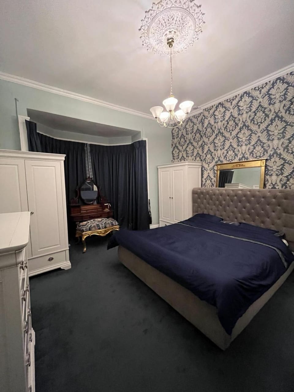 Bed, Photo of the whole room, Bedroom, wardrobe