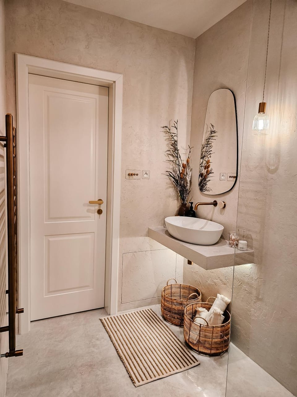 NEW Design Top-Class Suite next to the Castle-Free Parking-Terrace Apartment in Bratislava