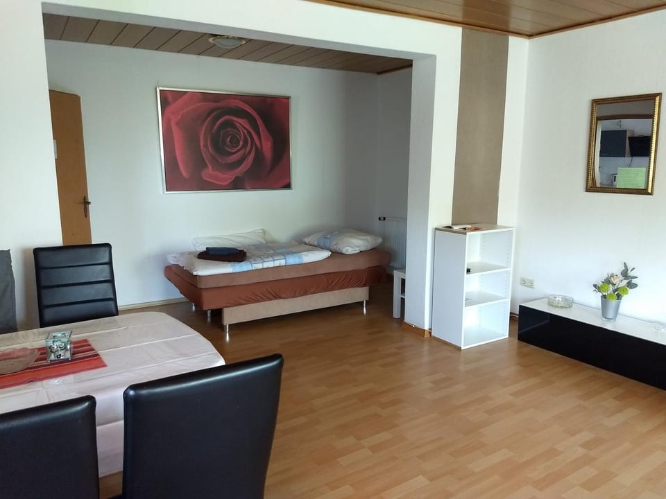 Bed, Photo of the whole room