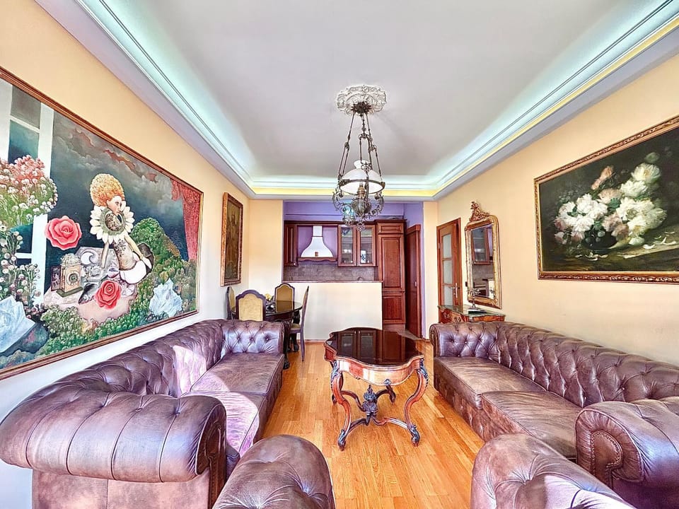 Heart of the City Stunning comfort,Balcony ,Netflix,Free Wi-Fi Apartment in Podgorica