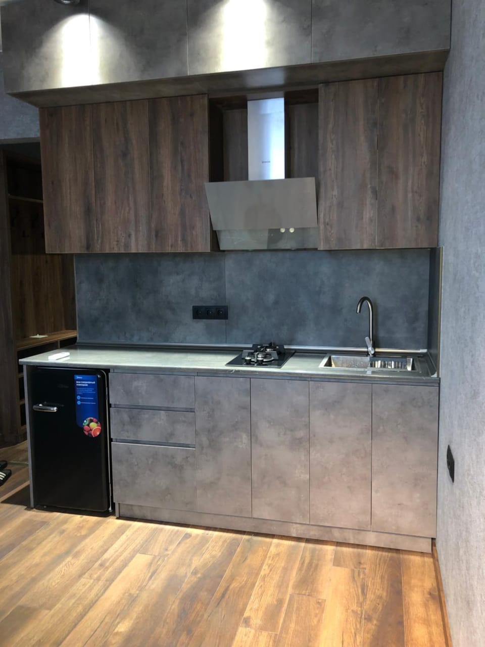 Kitchen or kitchenette, stove