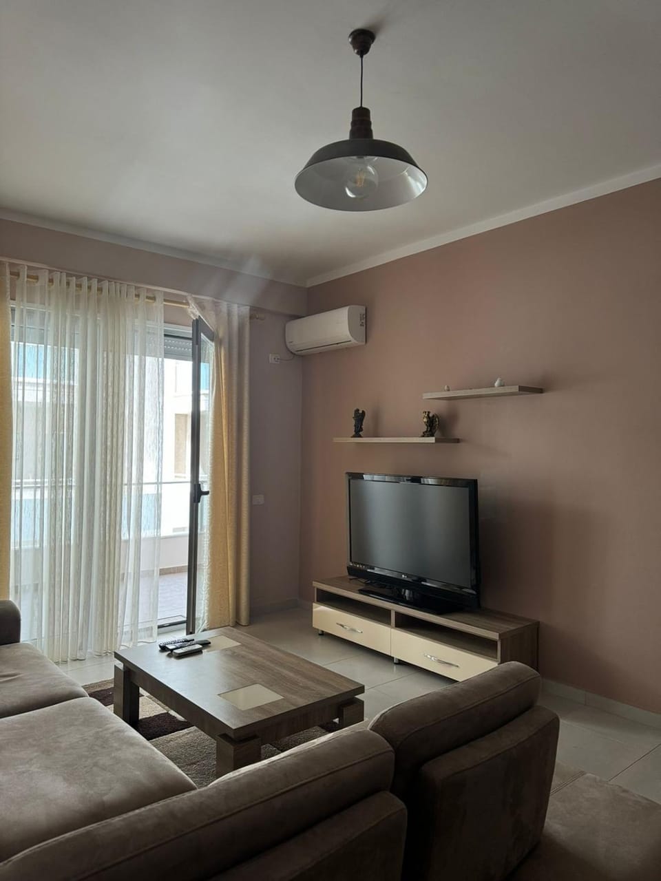 Communal lounge/ TV room, TV and multimedia