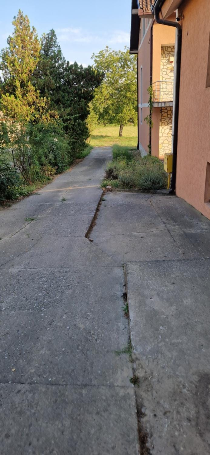 Property building, Day