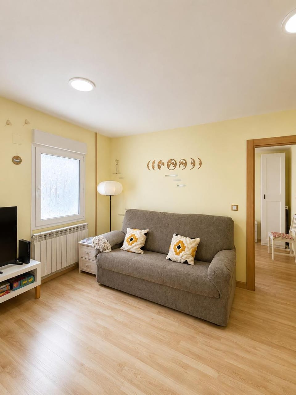 Communal lounge/ TV room, Living room