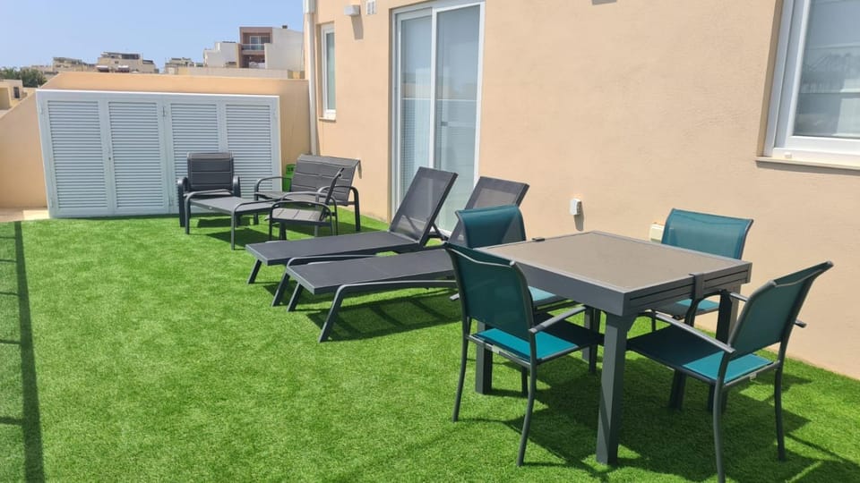 Balcony/Terrace, Balcony/Terrace
