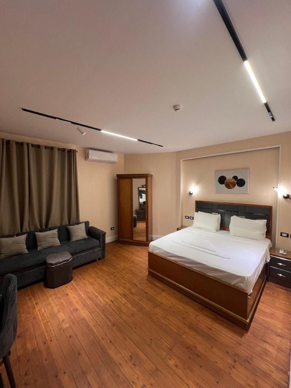Space Room Hostel in Cairo