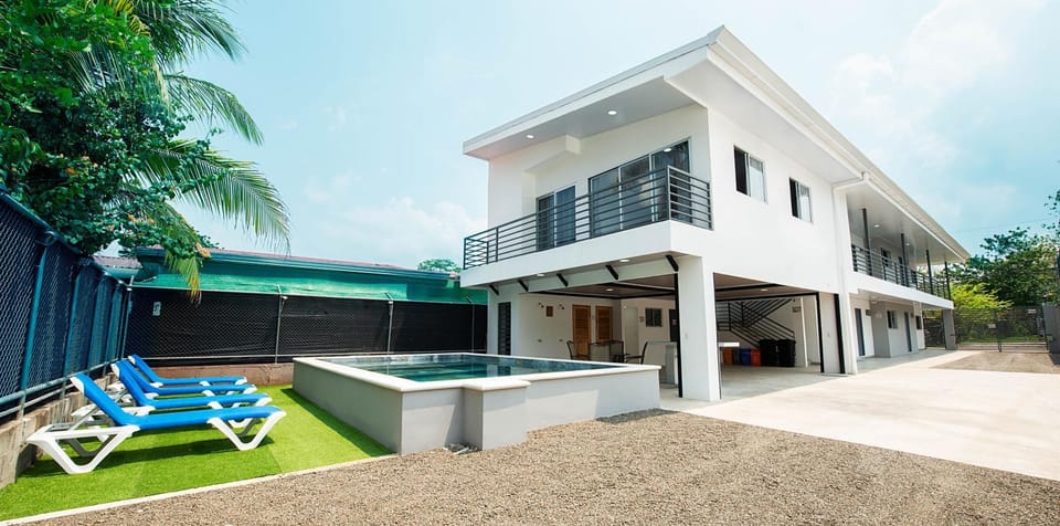 Patio, Pool view, Swimming pool