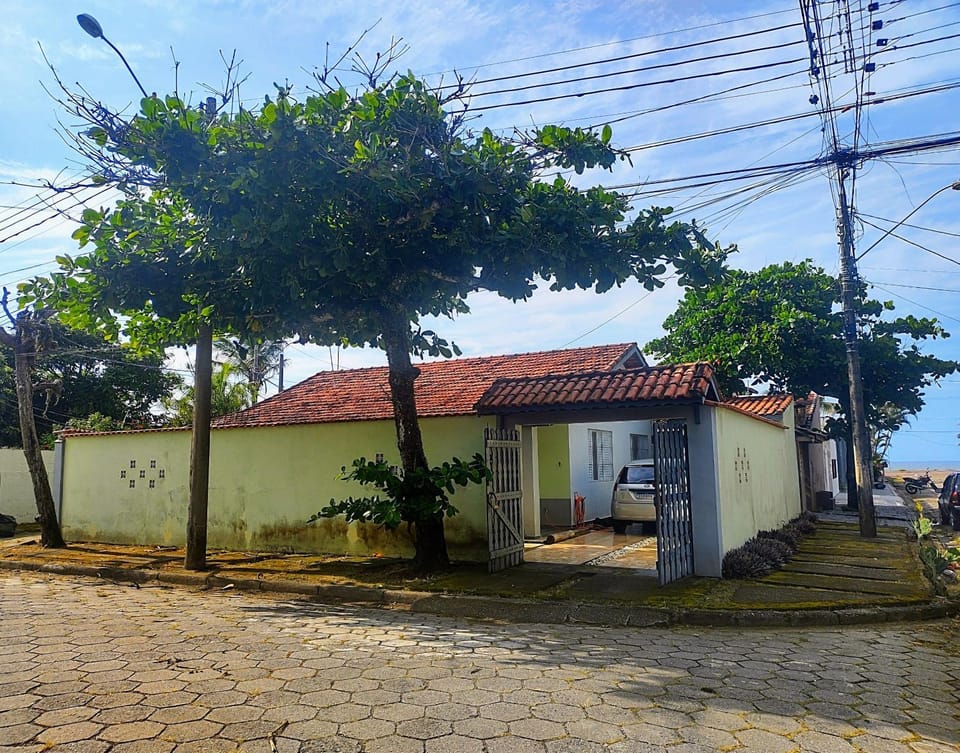 Property building, Street view
