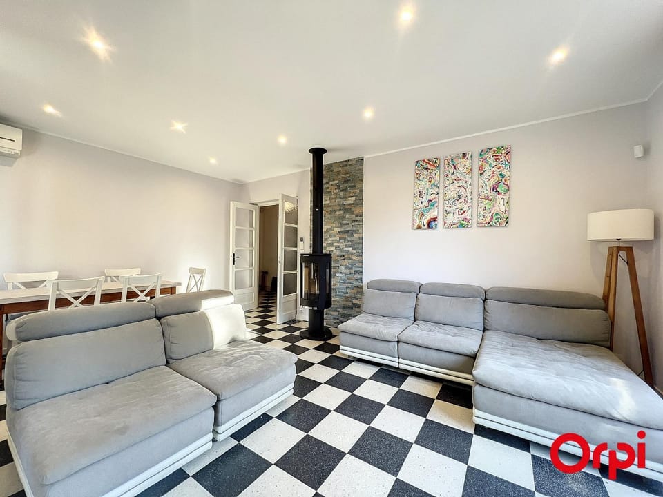 Villa spacieuse et calme près des plages avec jardin, terrasse, WiFi et climatisation - FR-1-647-32 Villa in Menton