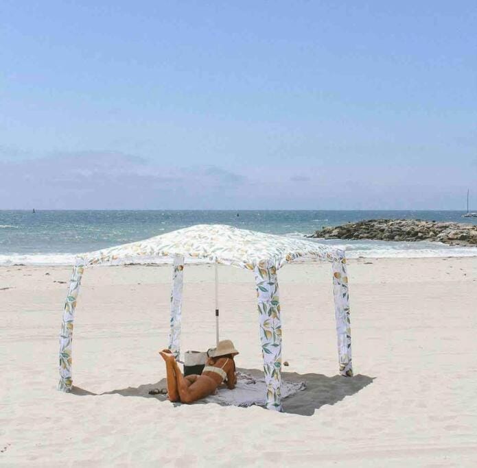 Beachfront Heated Pool 4Br Luxe Family Oasis Pets Welcome Villa in Marcoola
