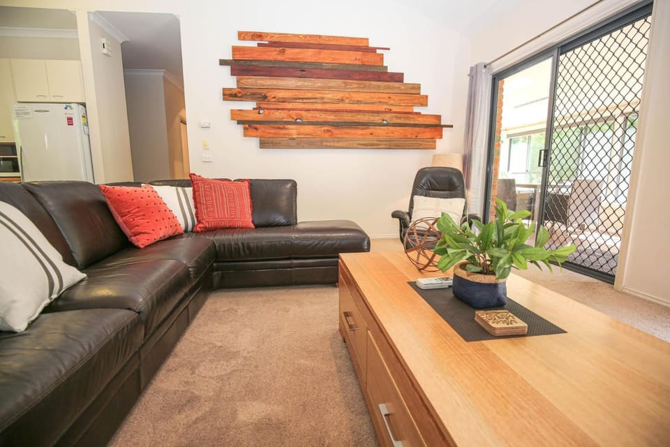 Living room, Seating area, heating, air conditioner
