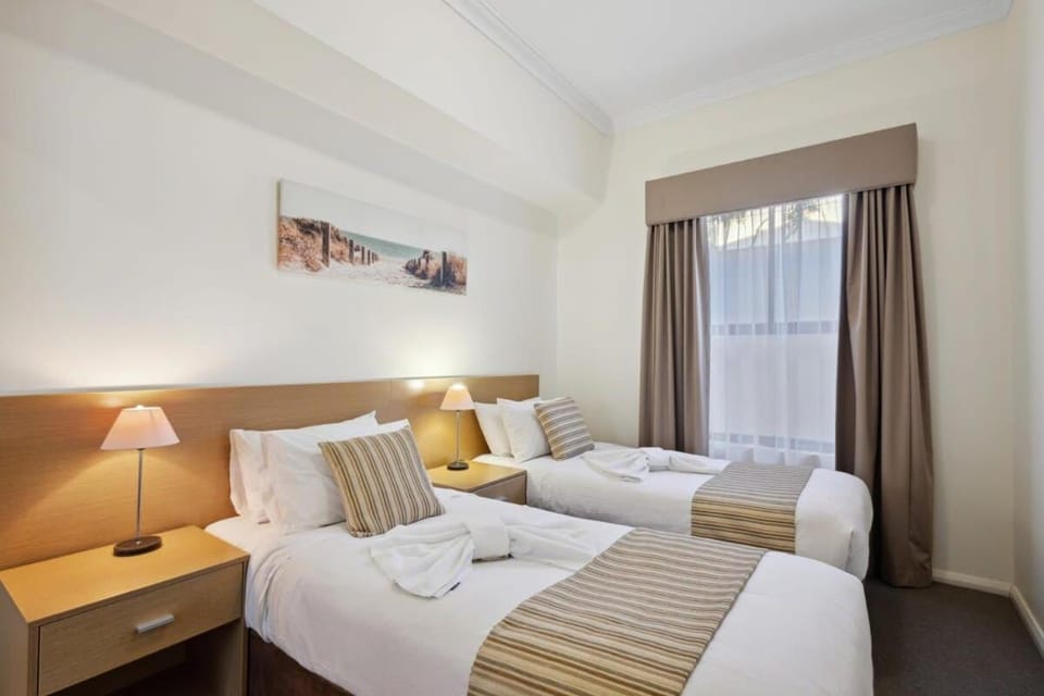 Fabulous Apt in Northbridge with Pool & WiFi Apartment in Perth