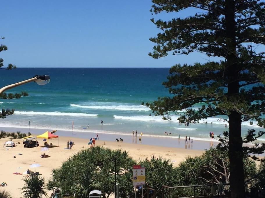 Luxurious Beachfront Penthouse Apartment in Coolum Beach