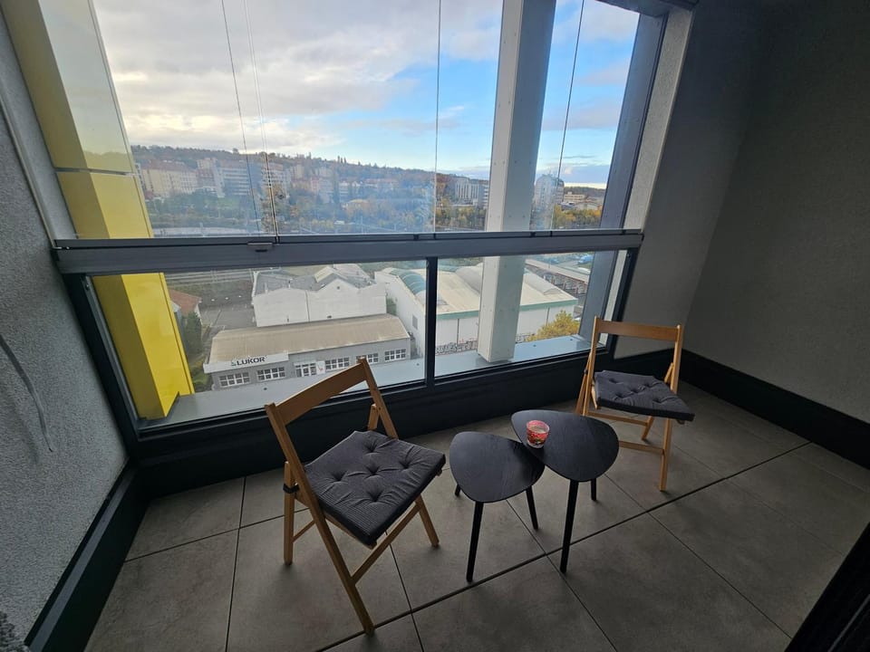 View (from property/room), Balcony/Terrace, Seating area
