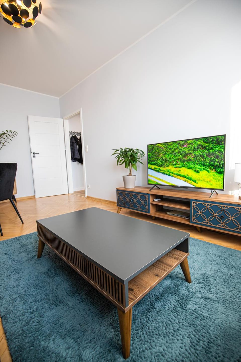 TV and multimedia, Evening entertainment