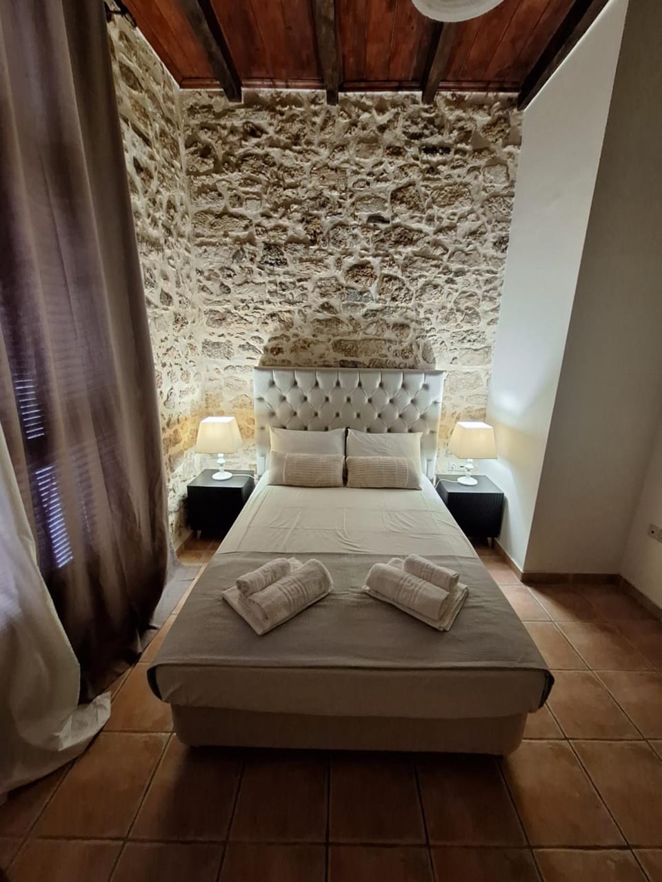 Venetian Suite Apartment in Rethymno