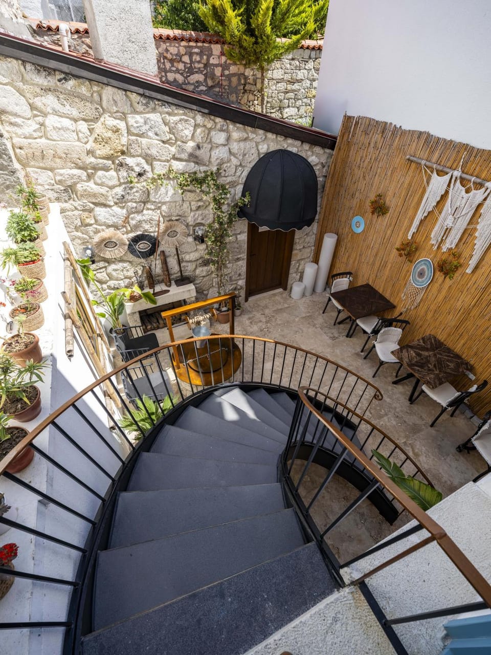 Inner courtyard view