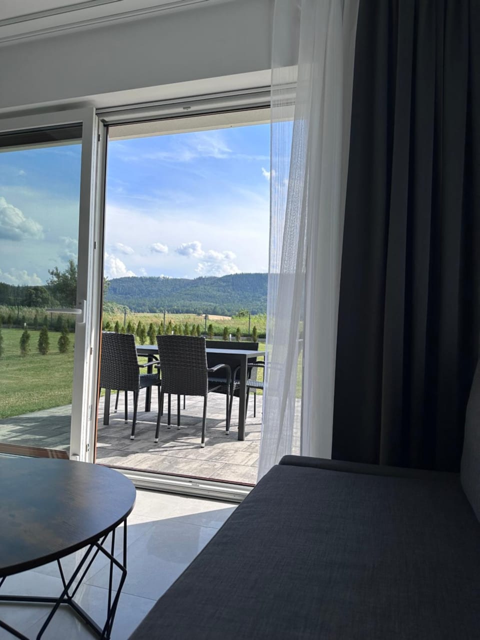 Day, Natural landscape, View (from property/room), Balcony/Terrace, Living room, Seating area, Mountain view