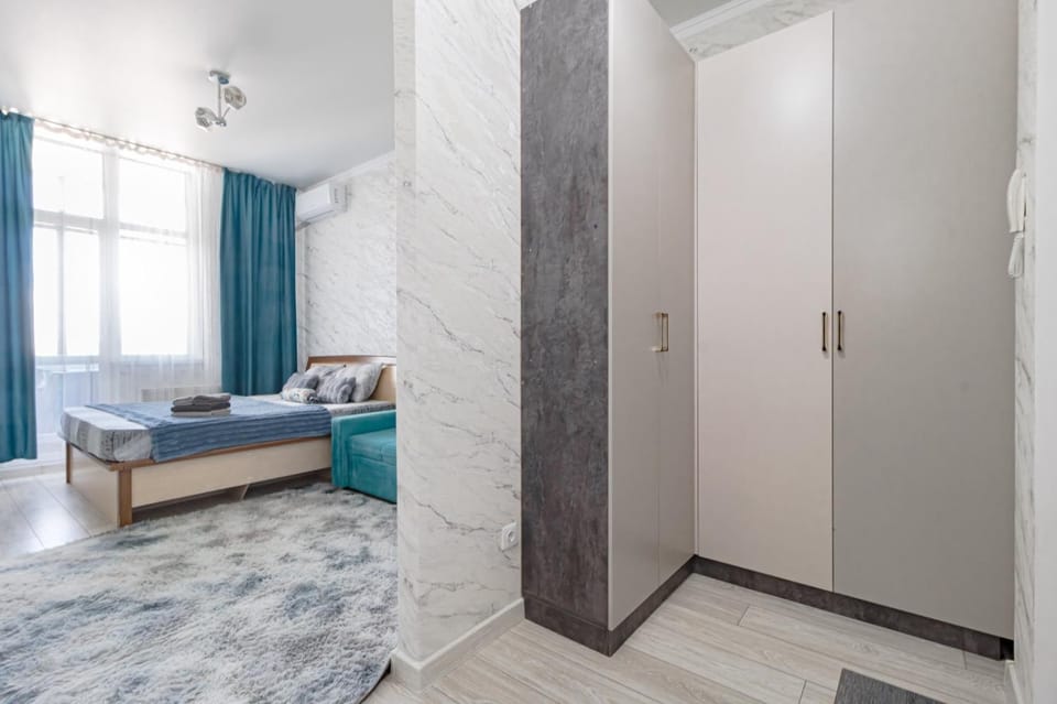 Photo of the whole room, wardrobe