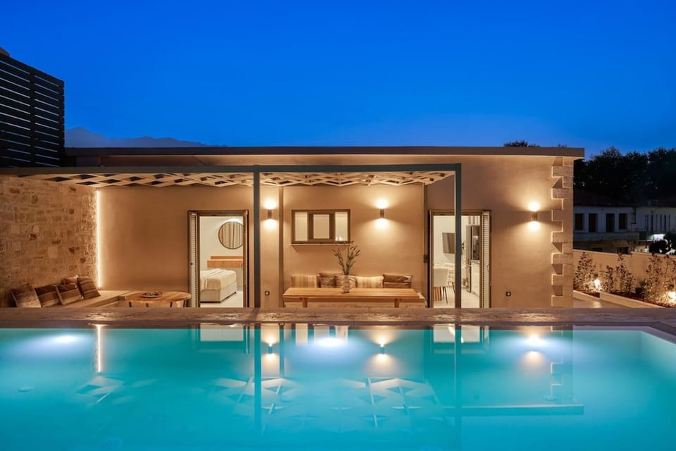 Property building, Night, Pool view, Swimming pool, Swimming pool