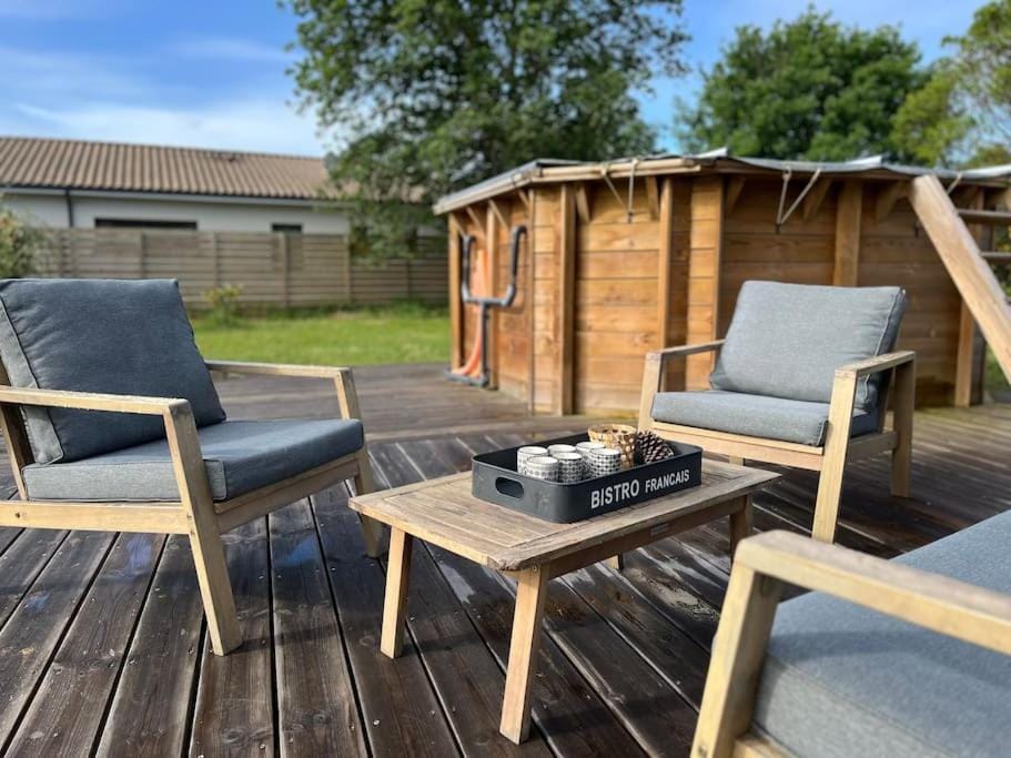 Patio, Garden