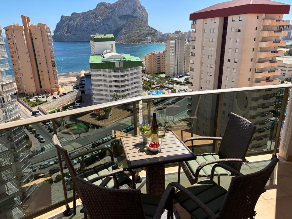 Day, Natural landscape, View (from property/room), Balcony/Terrace, Mountain view, Sea view