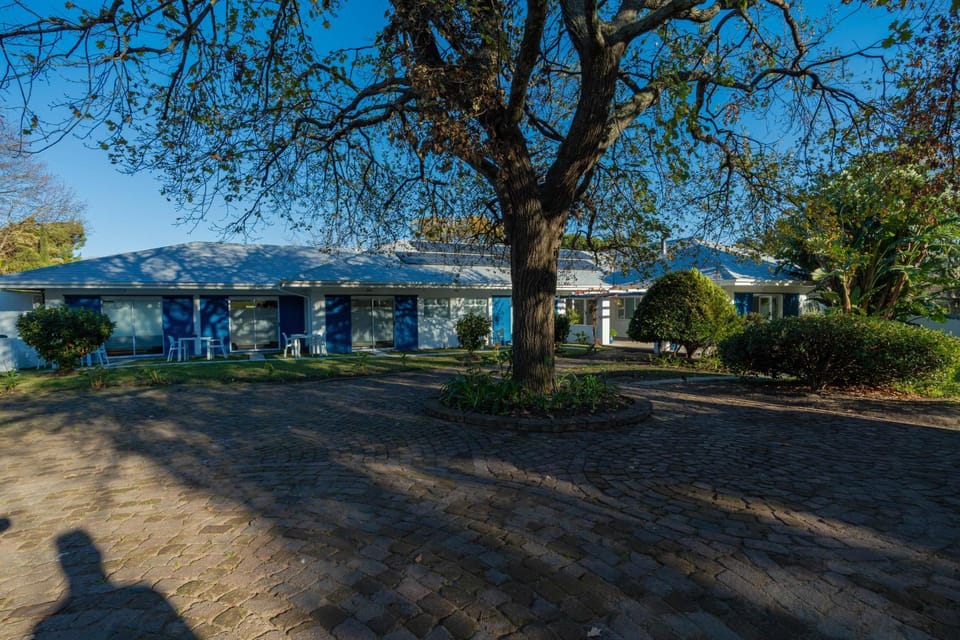 Property building, Garden, Garden view