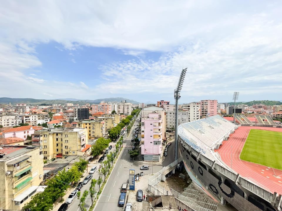 Property building, Day, Neighbourhood, City view, Street view, Location, Parking