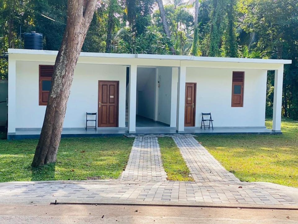 Property building, Garden