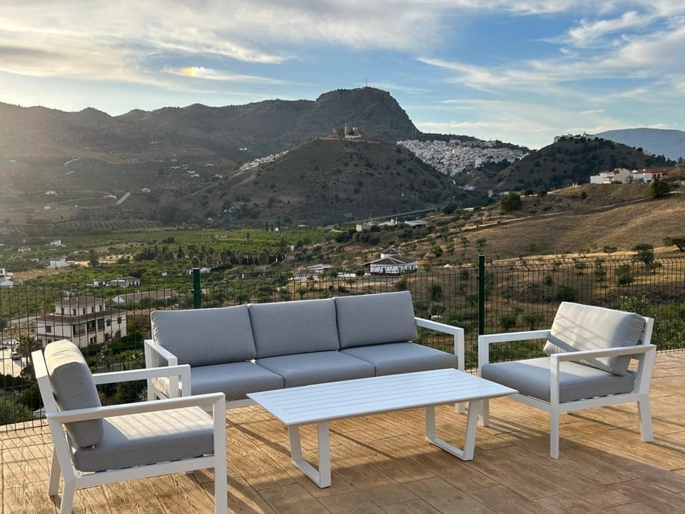 Casa Rural Alora Caminito del Rey House in Valle del Guadalhorce