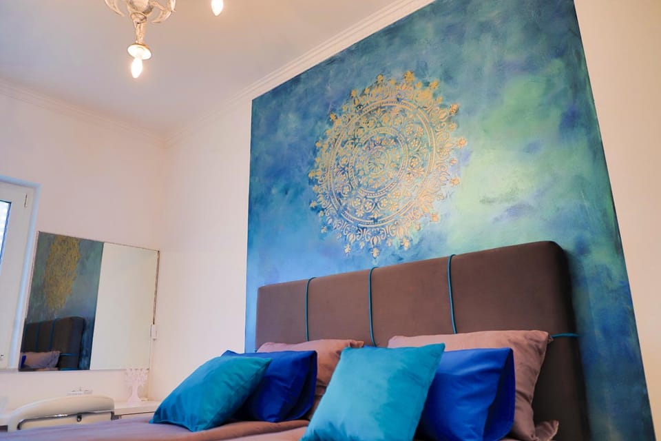 Decorative detail, Bedroom
