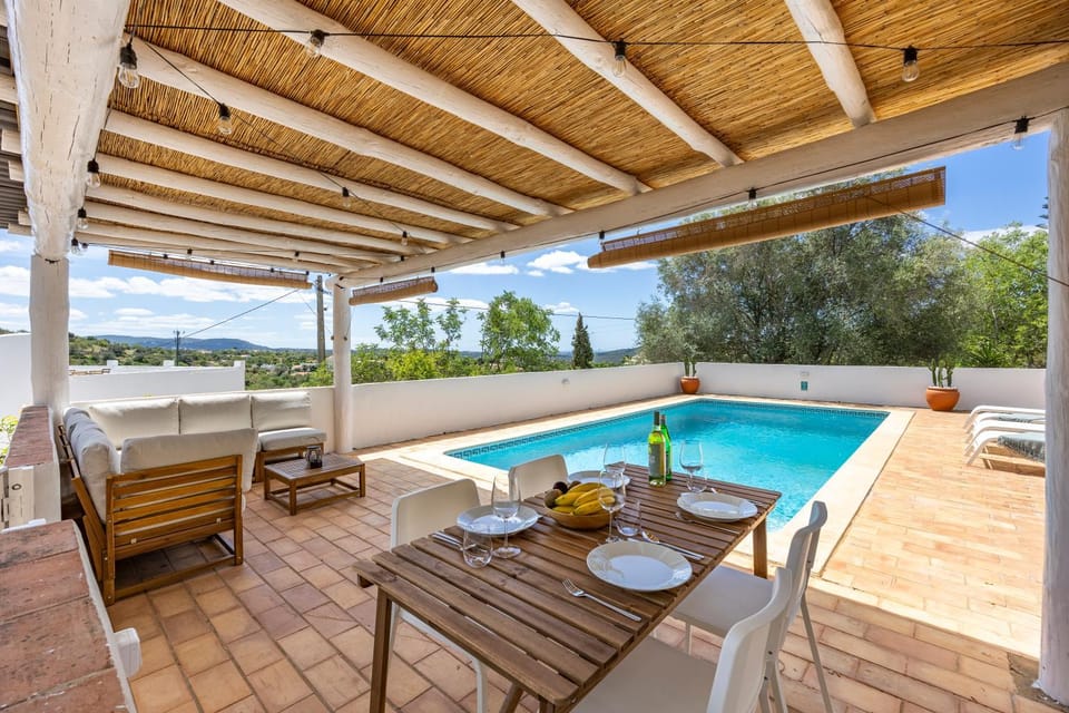 Balcony/Terrace, Swimming pool