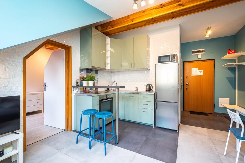 Kitchen or kitchenette, stove
