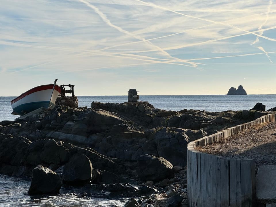 Chemin du Bord de mer House in La Seyne-sur-Mer