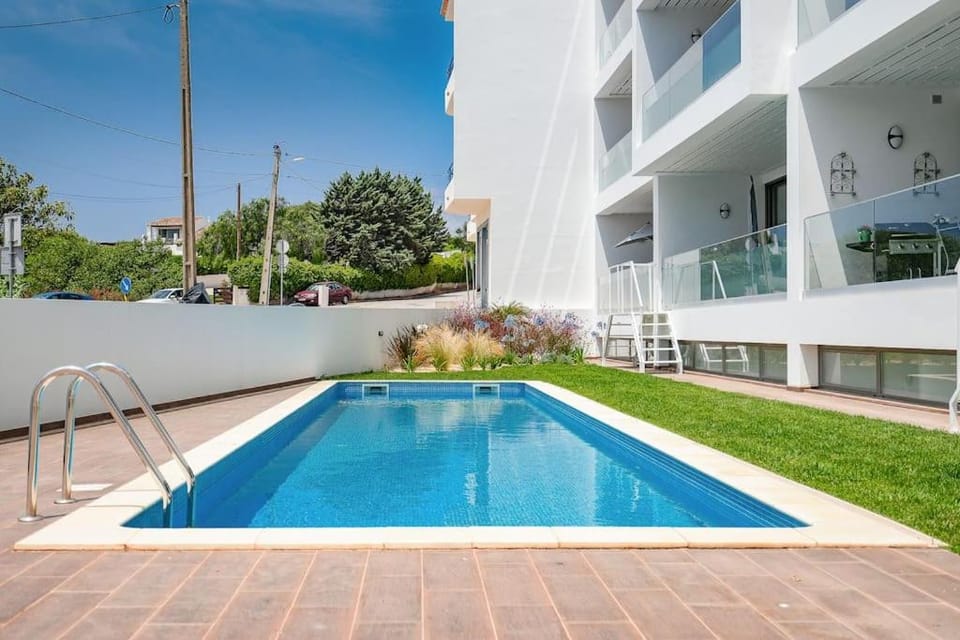 Property building, Pool view