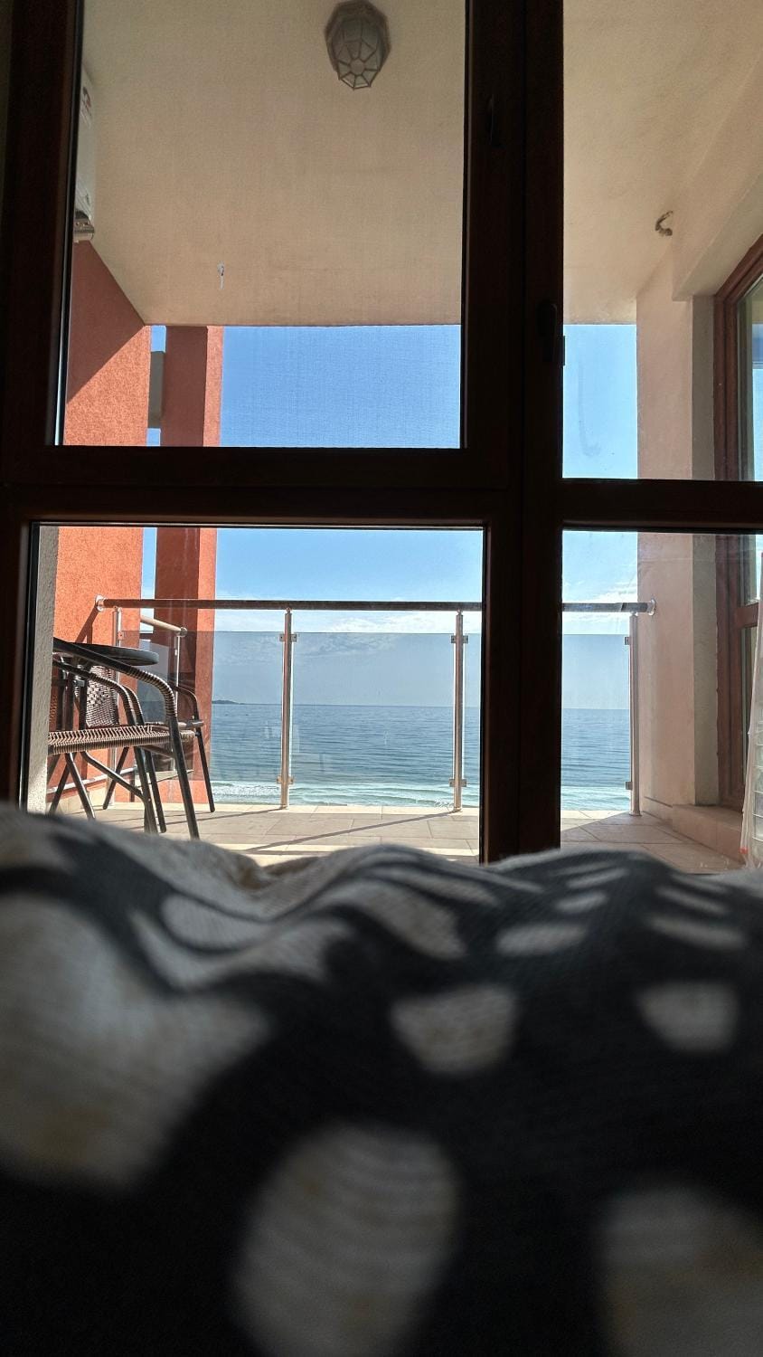 Natural landscape, View (from property/room), Balcony/Terrace, Seating area, Sea view