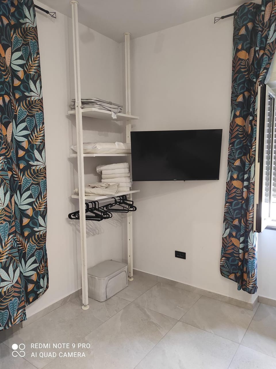 TV and multimedia, wardrobe
