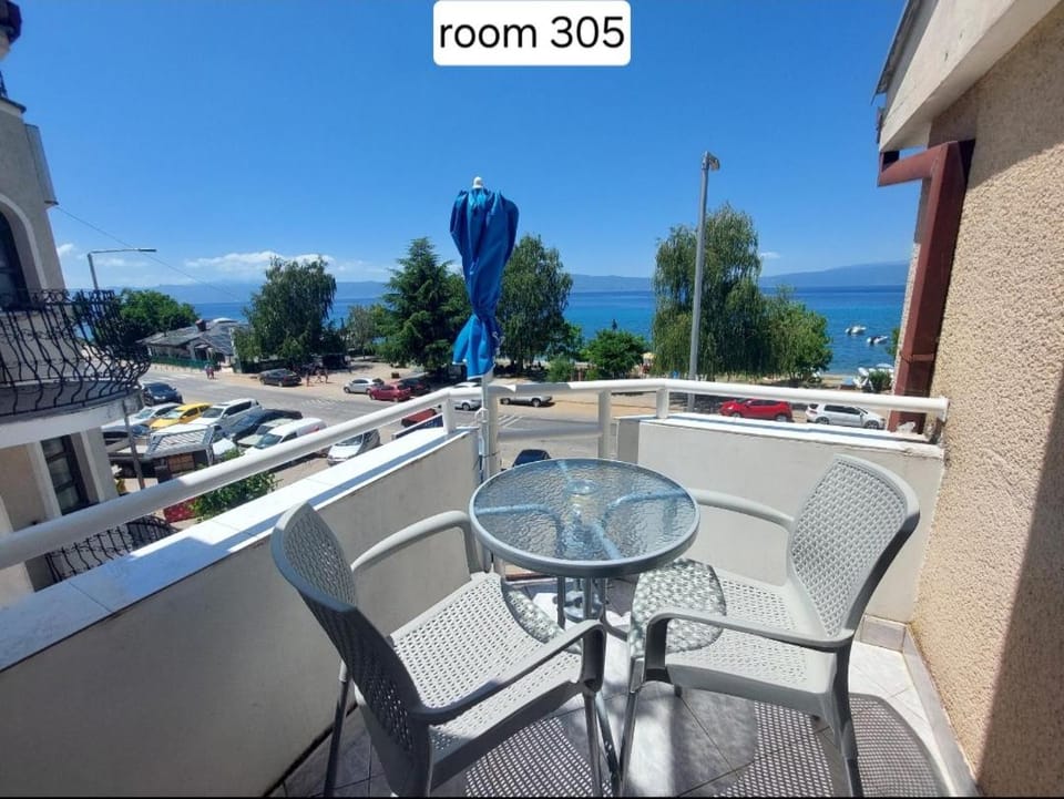 Villa Chaloski Apartment in Municipality of Ohrid, North Macedonia