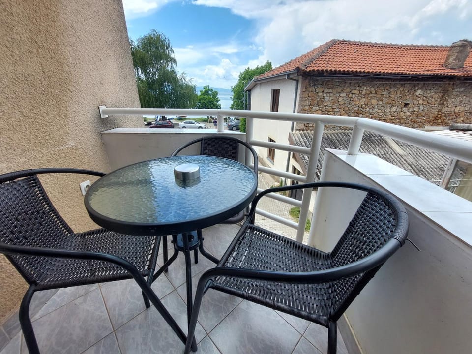 Villa Chaloski Apartment in Municipality of Ohrid, North Macedonia