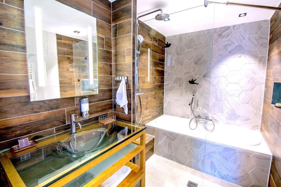 Stylish place-Amazing Views-3 main lifts, Apt design- vue splendide-3 Telecabines Cabin in Samoëns