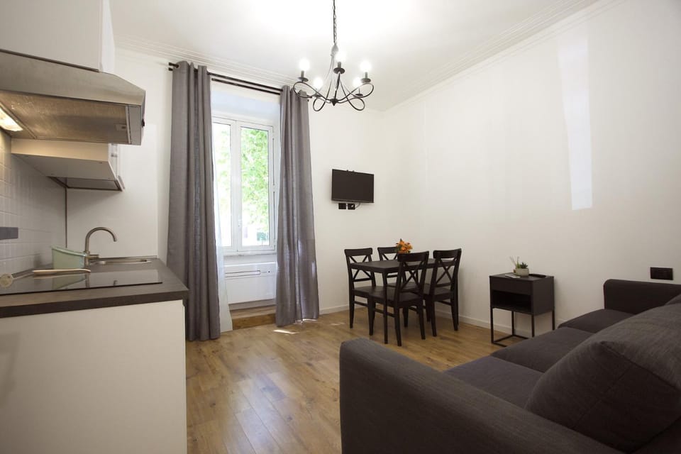 Milizie Holiday House Apartment in Rome