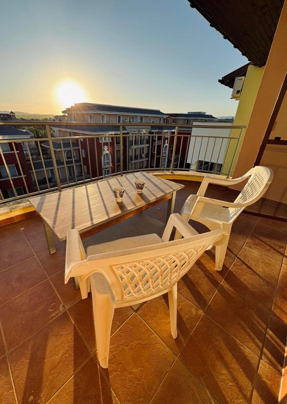 Royal Sunset Studio Apartment in Sunny Beach