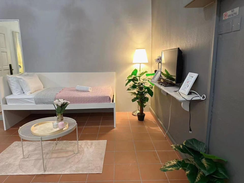 The Family Suit - Room Vacation rental in George Town