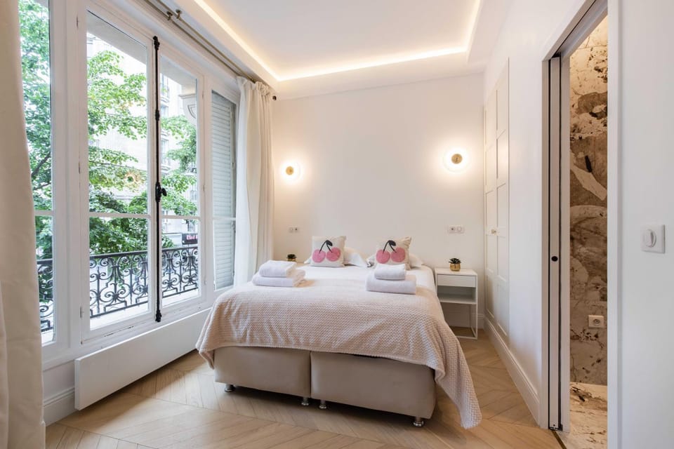 Charming flat - 2BD-6P - Eiffel Tower Apartment in Paris